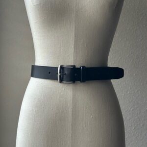 Lauren Ralph Lauren 90’s Black Leather Belt with Solid Brass Buckle